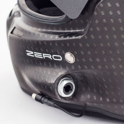 STILO ST5 GT ZERO TURISMO - FIA 8860-18, шлем для автоспорта, 2 визора, набор креплений визора, система подачи воздуха, поилка, сумка для шлема, карбон